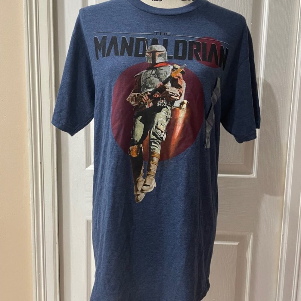 STAR WARS THE MANDALORIAN MAD ENGINE T-SHIRT Sz L Collectible Kawaii Streetwear
